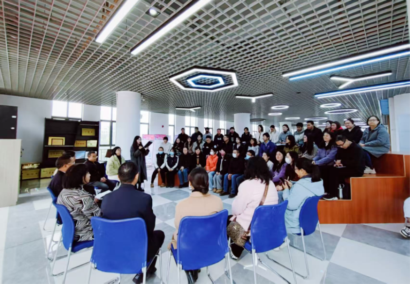 aaa4ae95-1ed6-424b-ae34-9e4a6e9c4e3f